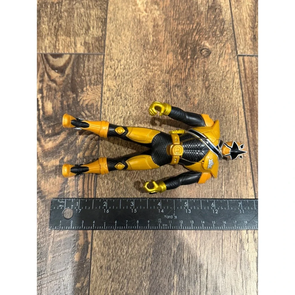 Bandai Power Rangers Super Ninja Steel Gold Ranger 7 Inch Action Figure 2018 - Picture 2 of 5